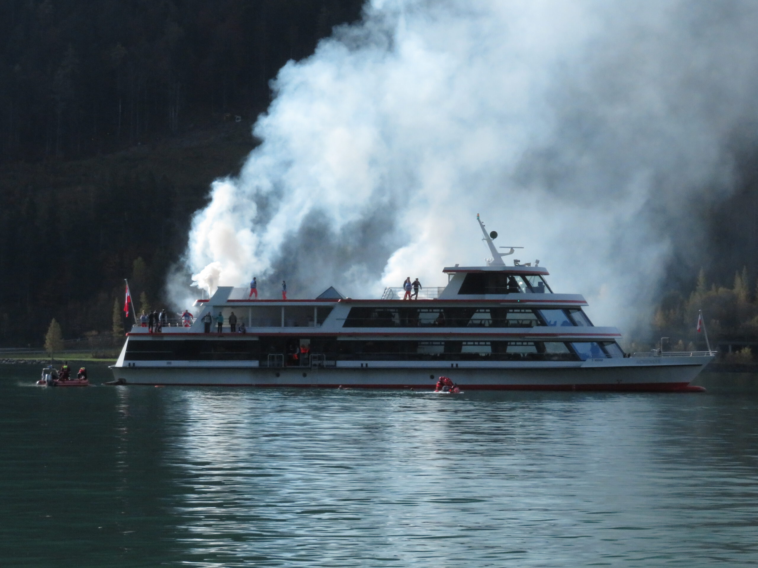 Eben am Achensee-Grossübung zahlreicher Einsatzkräfte am Achensee  -Fotocredit: ZOOM.TIROL